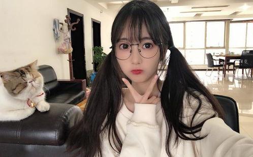 娱乐吃瓜酱剪发视频大全,剪发视频大全,解锁时尚发型新潮流 第3张 娱乐吃瓜酱剪发视频大全,剪发视频大全,解锁时尚发型新潮流 第3张
