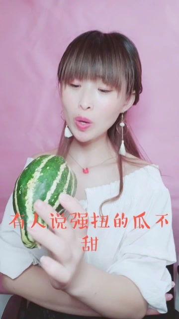 吃瓜娱乐酱名字怎么取,揭秘“吃瓜娱乐酱”名字的诞生与魅力