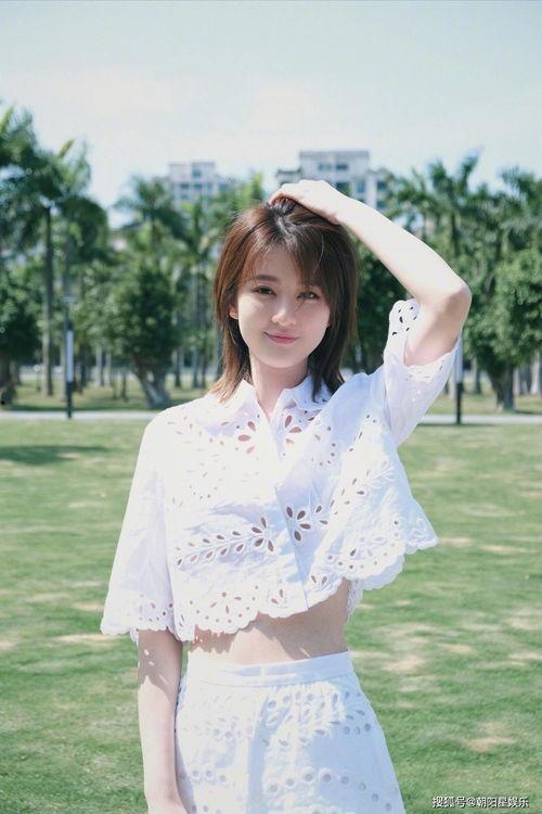 娱乐718吃瓜王佳怡,从网红到争议艺术家的蜕变之路