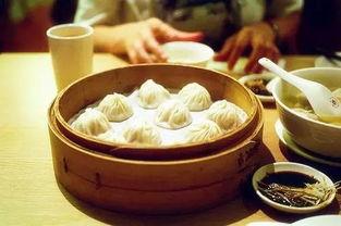 娱乐吃瓜君小笼包,朱一龙惊喜现身送祝福