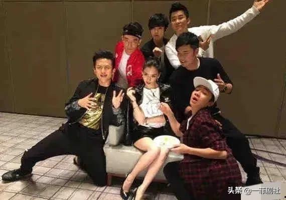 娱乐圈吃瓜爆料台湾,揭秘台湾娱乐圈幕后真相  第2张