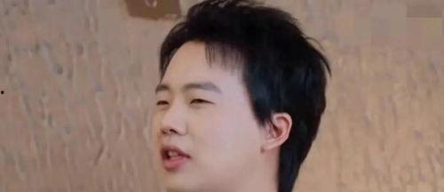 深夜娱乐八卦吃瓜,揭秘明星幕后故事,吃瓜群众狂欢时刻 第3张 深夜娱乐八卦吃瓜,揭秘明星幕后故事,吃瓜群众狂欢时刻 第3张