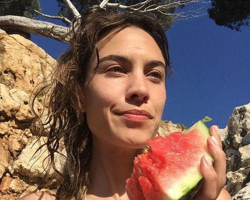 国外娱乐圈每日吃瓜,揭秘国外明星幕后故事  第3张